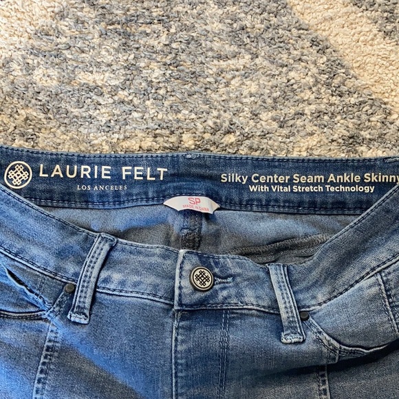Laurie Felt | Petite | Silky Denim Ankle Skinny Jeans - Picture 7 of 9